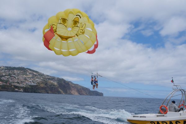 Parasailing in Madeira Island - Image 3