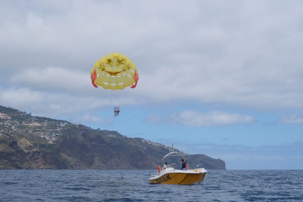 Parasailing in Madeira Island - Image 7